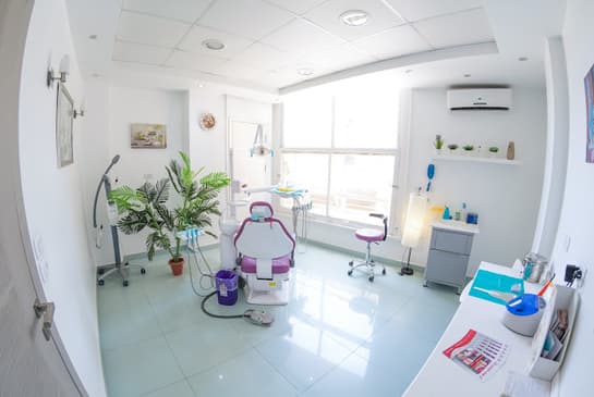 Slider image (4) AL Fawzy Dental